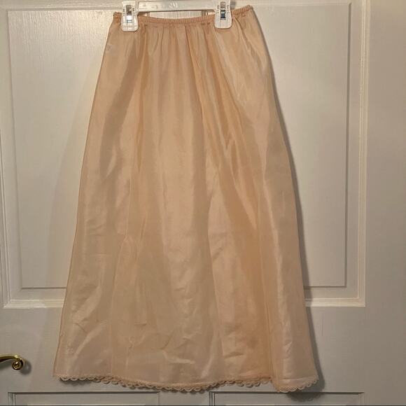 Vintage 1970’s Slip Skirt Warners Perfect Measure Grannycore Retro Cottagecore S - Picture 7 of 7